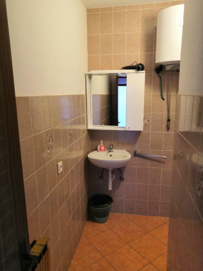 Apartments Srhoj ستاري غراد المظهر الخارجي الصورة
